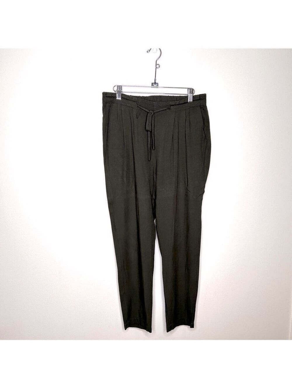 Black Tape Medium Dark Olive Slim Straight Drawstring Trousers